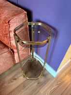 Vintage Gouden Bijzettafel met Glazen Bladen, Minder dan 55 cm, Gebruikt, Glas, Overige vormen