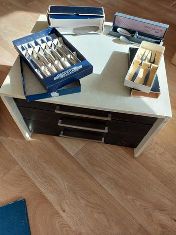 Gero 100 Bestekset Compleet in Originele Verpakking beschikbaar voor biedingen