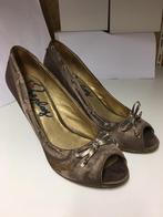 Prachtige Replay Pumps Goud Kleur maat 40, Kleding | Dames, Schoenen, Ophalen of Verzenden, Zo goed als nieuw, Overige kleuren