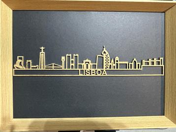 Skyline Lissabon in frame beschikbaar voor biedingen