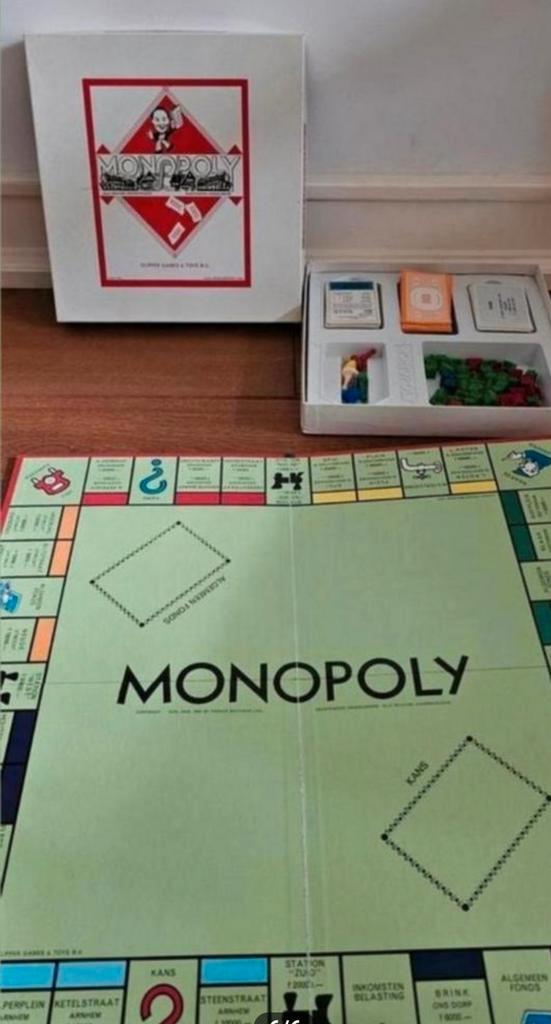 Monopoly vintage- witte doos-Dik/Stevig spelbord-Verzend ook, Hobby en Vrije tijd, Gezelschapsspellen | Bordspellen, Nieuw, Ophalen