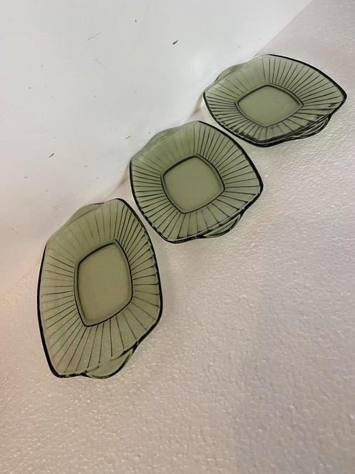 Neerlandia persglazen schalen (3) ontwerp A. Copier, Antiek en Kunst, Antiek | Glas en Kristal, Ophalen of Verzenden