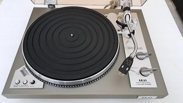 Akai AP-306C Direct Drive Auto Return Platenspeler, Audio, Tv en Foto, Platenspelers, Zo goed als nieuw, Platenspeler, Akai, Pitch-regelaar