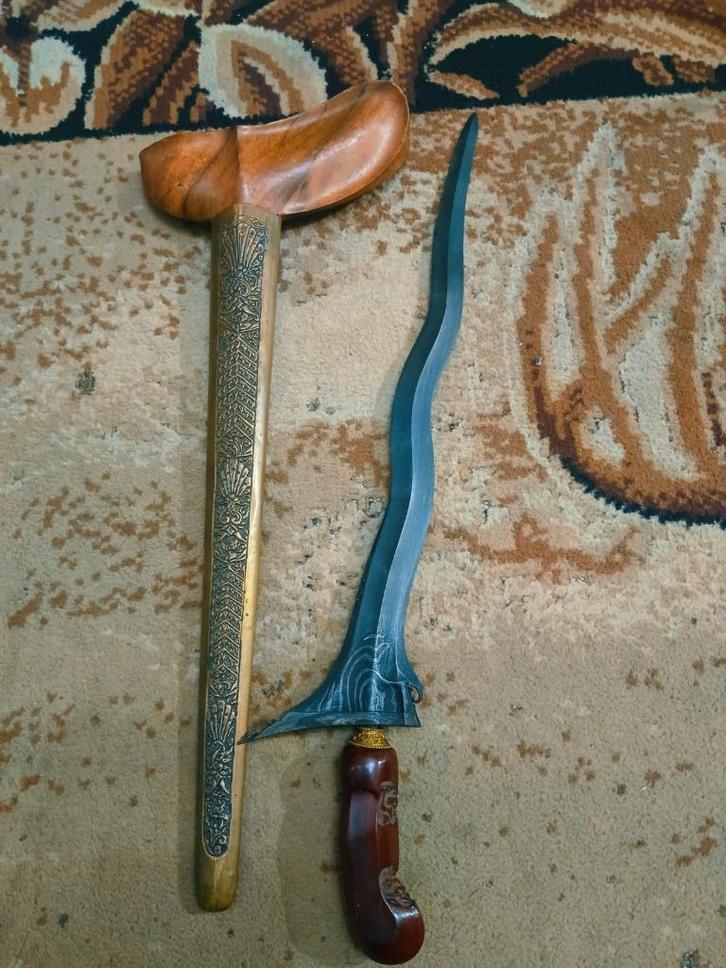 Antieke Keris Pulanggeni 5 Luk Pamor Tumpal Yogyakarta SVE03, Antiek en Kunst, Kunst | Niet-Westerse kunst, Verzenden