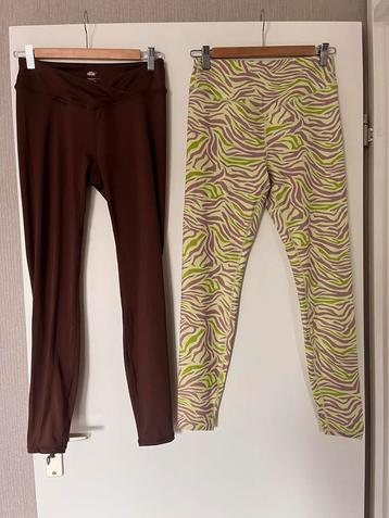 Twee nieuwe sportleggings Hunkemöller, maat M beschikbaar voor biedingen