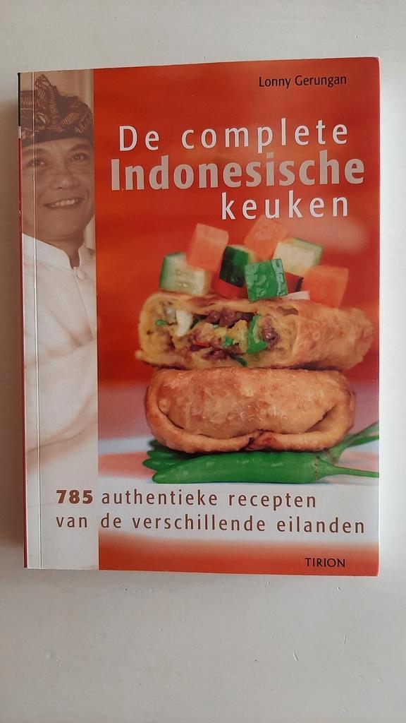 Lonny Gerungan - Complete Indonesische keuken, Boeken, Kookboeken, Zo goed als nieuw, Azië en Oosters, Ophalen of Verzenden