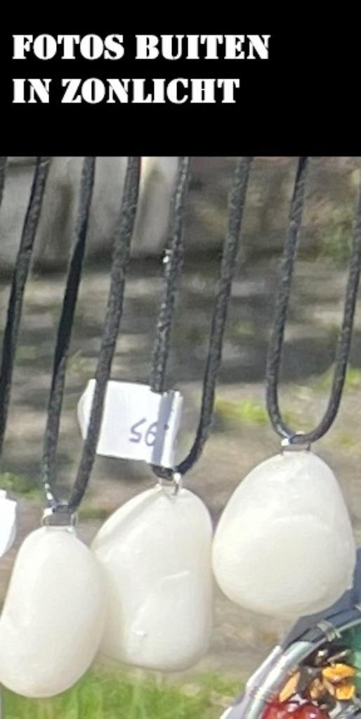 3 x ketting Witte Calciet hanger 3 cm nu € 9,95 per stuk, Verzamelen, Mineralen en Fossielen, Mineraal, Ophalen of Verzenden