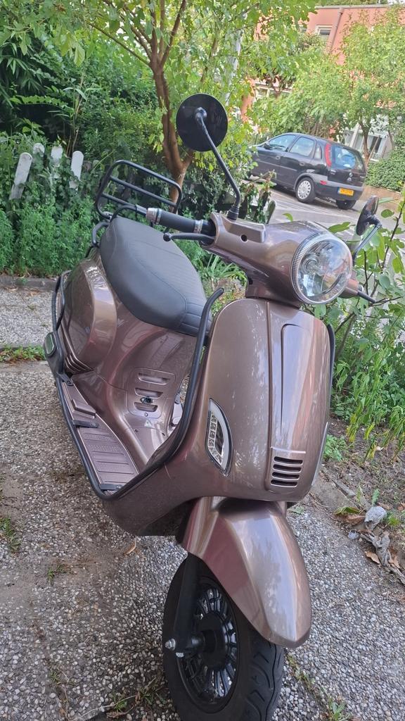 La souris E-sourini scooter, Fietsen en Brommers, Snorfietsen en Snorscooters, Zo goed als nieuw, Overige merken, Elektrisch, Ophalen