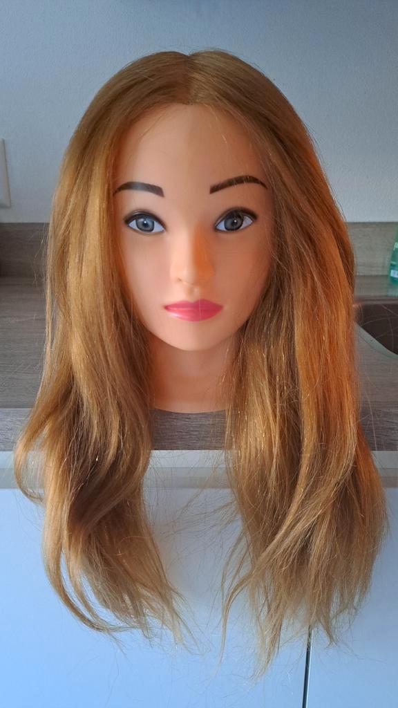 Kapperspop kappershoofd oefenhoofd nieuw 70 % echt, Sieraden, Tassen en Uiterlijk, Uiterlijk | Haarverzorging, Nieuw, Ophalen of Verzenden