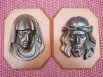 Twee religieuze (Maria en Jezus) wandplaquettes, Verzamelen, Religie, Ophalen of Verzenden, Gebruikt, Christendom | Katholiek