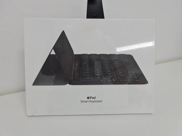 APPLE Smart Keyboard iPad(7/8/9) Air 3 - pro 10,5 - DUITS beschikbaar voor biedingen