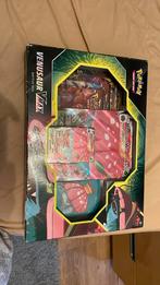 Venusaur Vmax box, Hobby en Vrije tijd, Verzamelkaartspellen | Pokémon, Ophalen of Verzenden, Zo goed als nieuw