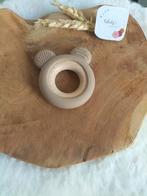 Nieuw, Bijtfiguurtje Beer, Kinderen en Baby's, Babymode-accessoires, Nieuw, Ophalen of Verzenden, Saluty's kinder- en kraamcadeaus