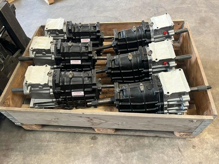 Land Rover defender td5 R380 68a versnellingsbak gereviseerd, Auto-onderdelen, Transmissie en Toebehoren, Land Rover, Gereviseerd