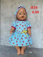 Poppenkleertjes baby pop jurkje. Opbrengst KiKa., Ophalen, Nieuw, Babypop