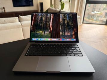 14” MacBook Pro M2 Pro - 16gb RAM & 512gb SSD - 67 cycles beschikbaar voor biedingen