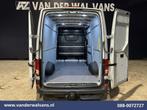 Volkswagen Crafter 2.0 TDI 140pk L3H3 L2H2 Euro6 Airco | 300, Auto's, Bestelauto's, Voorwielaandrijving, Stof, Gebruikt, 4 cilinders