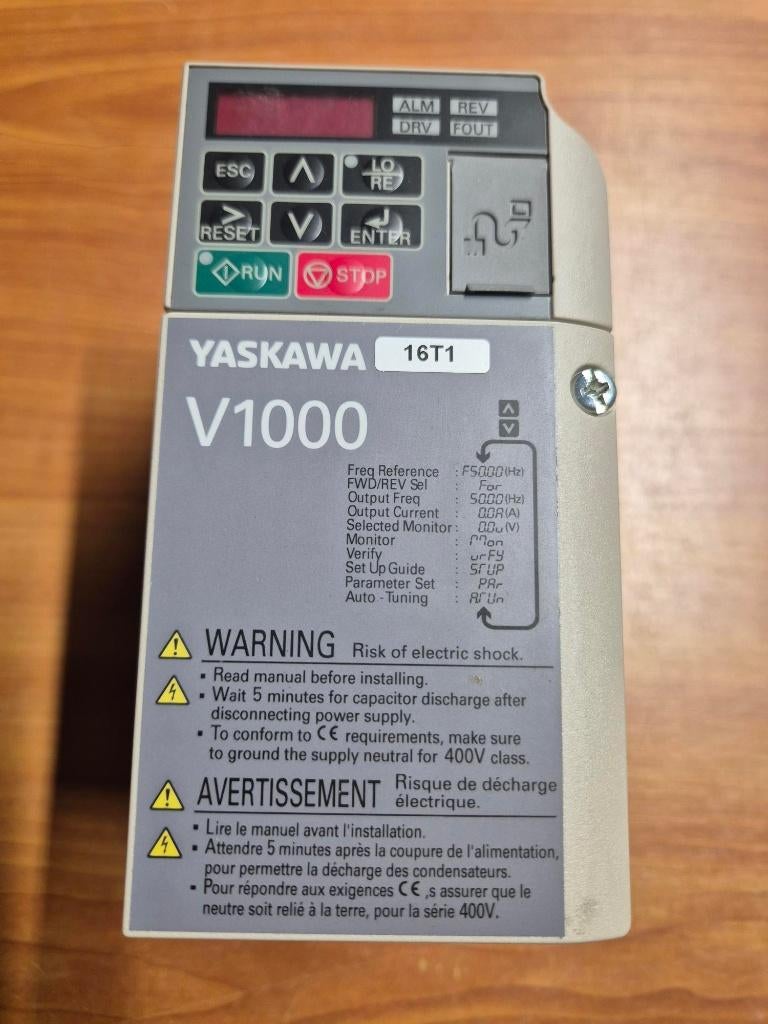 Frequentieregelaar 200V 0,75kW, Hobby en Vrije tijd, Elektronica-componenten, Ophalen, Nieuw