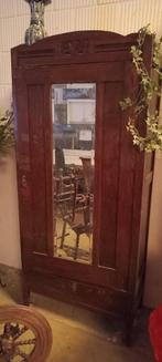 Zeer oude brocante Kast., Antiek en Kunst, Antiek | Meubels | Kasten, Ophalen