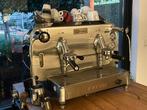 Mooie FAEMA E61 Legend, Espresso apparaat, 10 kopjes of meer, Gemalen koffie, Zo goed als nieuw