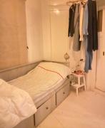 Slaapbank Ikea, Huis en Inrichting, Slaapkamer | Complete slaapkamers, Ophalen, Zo goed als nieuw, Tweepersoons