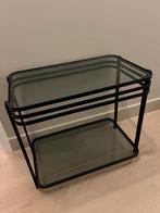 Stijlvol zwart glazen bijzettafeltje, 45 tot 60 cm, Minder dan 55 cm, Ophalen of Verzenden, Rechthoekig