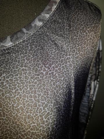 Mooie nieuwe Geisha top met blauwe print
maat S
 beschikbaar voor biedingen