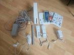 Wii en wii sport, Spelcomputers en Games, Spelcomputers | Nintendo Wii, Ophalen, Gebruikt, Met 2 controllers, Met games