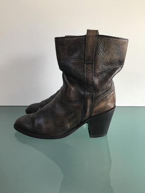 GRATIS VERZENDEN | SENDRA bohemian bruine laarzen 40, Kleding | Dames, Schoenen, Zo goed als nieuw, Lage of Enkellaarzen, Bruin