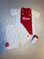 Ajax Tenue Home 2025 Nieuw Maat 128/134 Gratis sokken, Sport en Fitness, Maat XS of kleiner, Verzenden, Zo goed als nieuw, Set