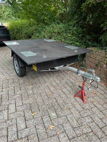 Kart aanhanger platte koetswagen plateauwagen beschikbaar voor biedingen