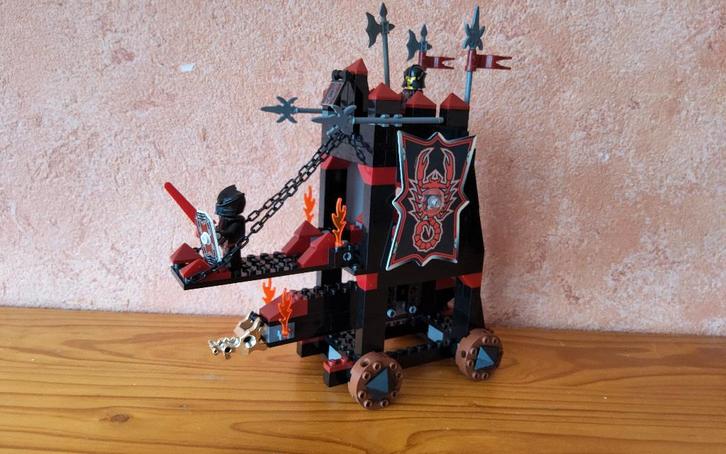 Lego Knight's kingdom: Vladek's siege 8800., Kinderen en Baby's, Speelgoed | Duplo en Lego, Zo goed als nieuw, Lego, Complete set