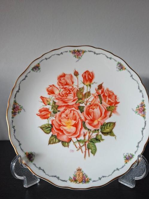 Royal Albert 'Elizabeth of Glamis' Bord, Antiek en Kunst, Antiek | Schalen, Ophalen