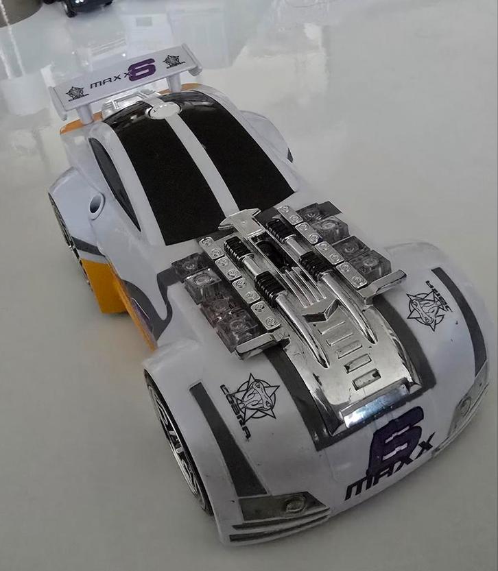 Zeer Exclusieve Dickie rc auto, Hobby en Vrije tijd, Modelbouw | Radiografisch | Auto's, Ophalen of Verzenden