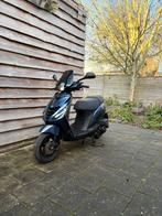 Piaggio Zip Brom 2017 full option, Fietsen en Brommers, Scooters | Piaggio, Ophalen, Maximaal 45 km/u, Zip, Zo goed als nieuw