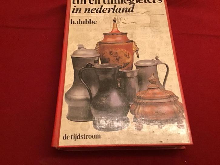 Tin en tinnegieters in Nederland - Naslagwerk, Boeken, Auto's | Boeken, Gelezen, Algemeen, Ophalen of Verzenden