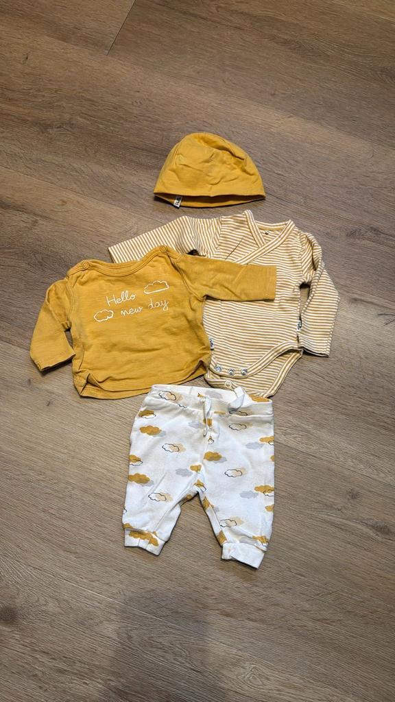 Babykleding set maat 44, Kinderen en Baby's, Babykleding | Baby-kledingpakketten, Zo goed als nieuw, Overige maten, Ophalen