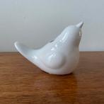 vogelvaasje, aardewerk, wit, Huis en Inrichting, Woonaccessoires | Vazen, Ophalen of Verzenden, Wit, Aardewerk of Porselein, Minder dan 50 cm