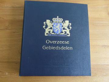 Fraai Postzegelalbum Nederlandse Antillen met extra’s. beschikbaar voor biedingen