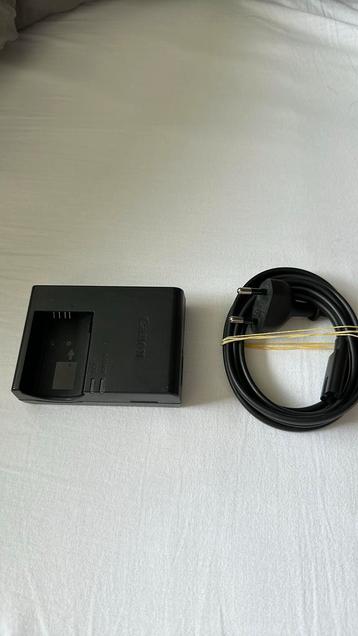 Canon oplader beschikbaar voor biedingen