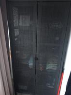 Eliose kast, Ophalen, Gebruikt, Met deur(en)