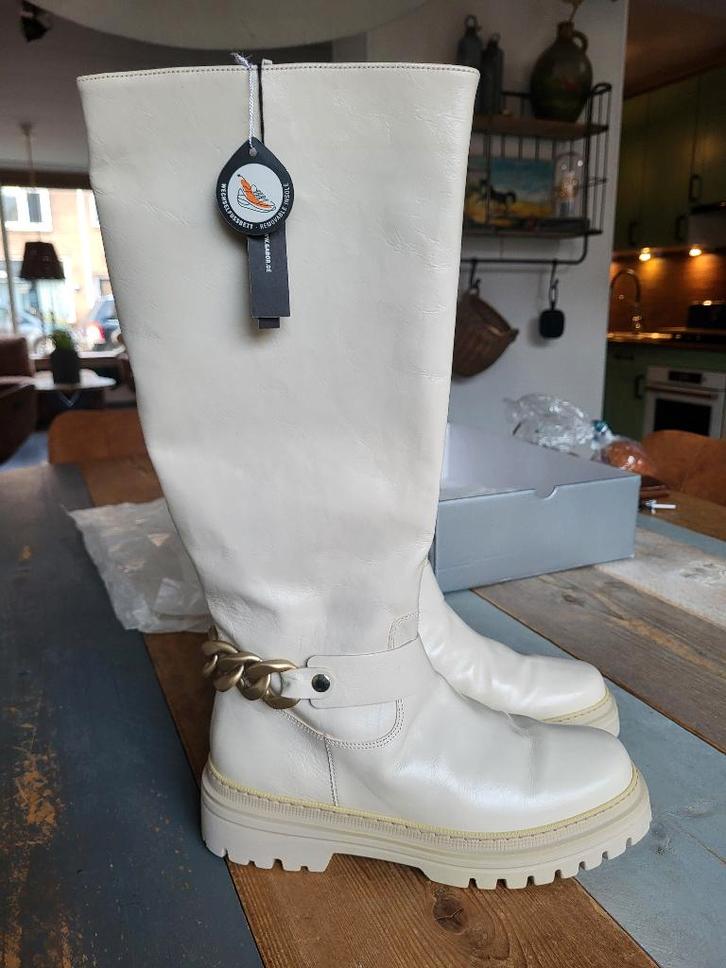 NIEUW Lange laarzen Gabor creme maat 41 / 7.5, Kleding | Dames, Schoenen, Nieuw, Hoge laarzen, Beige, Ophalen of Verzenden