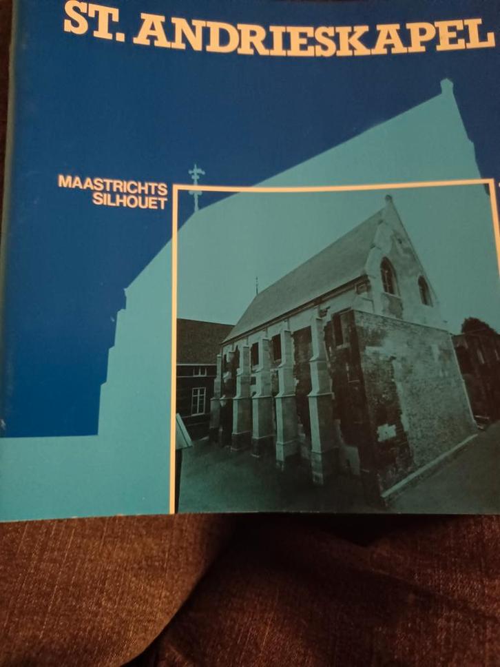 St. Andrieskapel Maastrichts Silhouet, Boeken, Geschiedenis | Stad en Regio, Gelezen, 15e en 16e eeuw, Ophalen of Verzenden