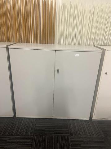Archiefkast met sleutel, 120x43xH115 cm, 2 stuks, 80 euro/st beschikbaar voor biedingen
