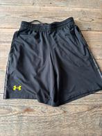 Under armour sportbroekje, Broek, Jongen of Meisje, Ophalen of Verzenden, Zo goed als nieuw