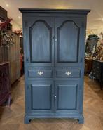 Spaanse vintage kast, uniek zwart brocante servieskast VdlM, Ophalen, Antieke buffetkast speelgoedkast administratiekast oud kastje