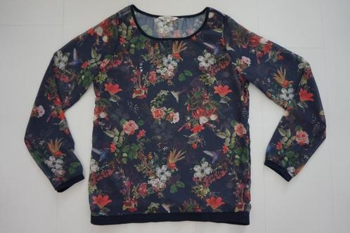 Revelation dunne blouse trui blauw bloemen vogels maat S, Kleding | Dames, Truien en Vesten, Zo goed als nieuw, Maat 36 (S), Blauw
