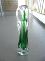 mid century design groen glas vaas gesigneerd, Antiek en Kunst, Ophalen of Verzenden