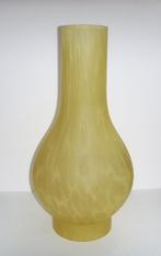 Gekleurde dikwandige mat glas voor olielamp., Ophalen of Verzenden