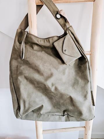 Grote schoudertas Zusss beschikbaar voor biedingen